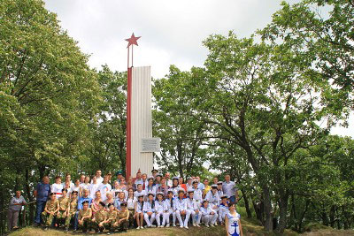 Памятник памяти красногвардейцев и партизан, одержавших победу над интервентами и белогвардейцами на Каульских высотах в июльских боях 1918 года.